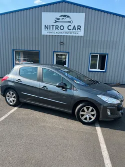 Peugeot 308 1.6 HDI 110 PREMIUM