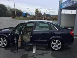 Audi A4 (8E)