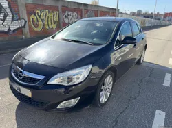 Opel Astra J