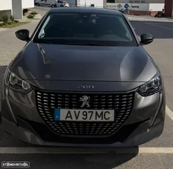 Peugeot 208 1.2 PureTech Allure EAT8