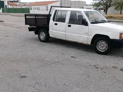 Mitsubishi L200 motor 2.5 de 6 lugares