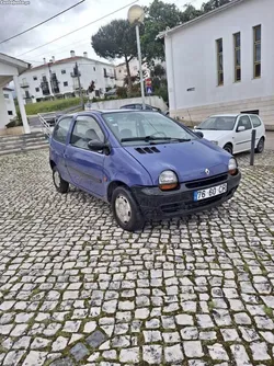 Renault Twingo .
