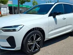 VOLVO XC60 B4 Momentum Pro AWD Aut.
