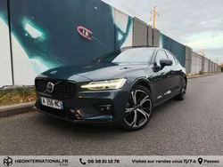 Volvo S60 B5 Ultimate Dark AWD 2024 - 2.0 250cv - PAS DE MALUS - Garantie 2028 - Caméra 360° - Toit pano - Affich tête haute - Harman Kardon - Pack hiver - 4 roues AWD & B5 250cv - Config 74.500 euros