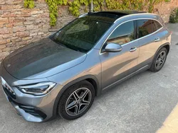 A SAISIR GLA(X247) 200 1.3L 163CH. AMG LINE 7G-DCT(boîte automatique)(toit ouvrant électrique)(caméra vue panoramique à 360°) PREMIERE MAIN(vignette crit'air1)