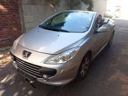 PEUGEOT 307 CC - 2.0 140 ch JBL (Coupé-Cabriolet – Véhicule prêt à partir)
