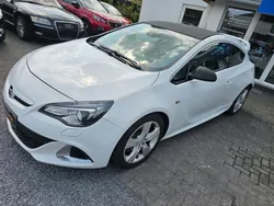 Opel Astra GTC 2.0 TURBO 280 CH OPC - GPS XÉNON CUIR CAMÉRA VOLANT ET SIÈGES CHAUFFANTS