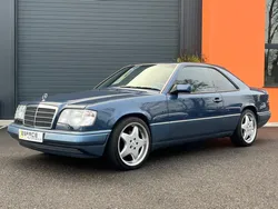 Mercedes-benz CLASSE E COUPE 320 220CH / BVA / RADAR / CLIM / JA 18'' AMG / TOIT OUVRANT / GPS