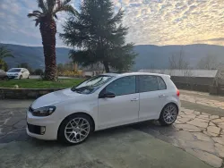 Volkswagen Golf GTI 2.0