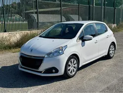 Peugeot 208 1.6 BLUEHDI 75 CV Société 4250 HT