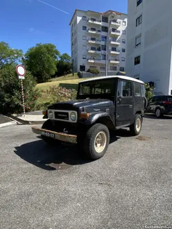 Toyota BJ 40 7 lugares