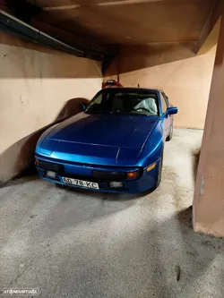 Porsche 944 Standard