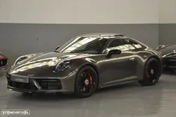 Porsche 911 (992) Carrera 4 GTS PDK