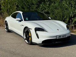 Porsche Taycan Turbo S 761ch