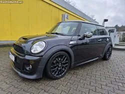 MINI Cooper Cooper S JCW
