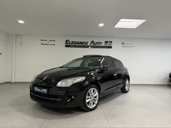 Renault MEGANE III 1.9 DCI 130CH FAP DYNAMIQUE ECO² EURO5 / TOIT OUVRANT / SIEGES CHAUFFANT