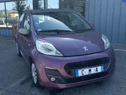 Peugeot 107 Phase 2 5 Portes 1.0 i 12V Blue Lion 68 cv