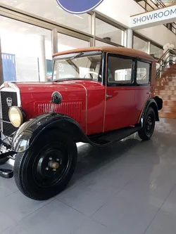 Peugeot 201 clássico