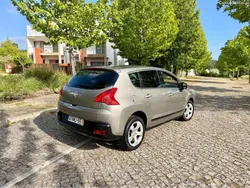 Peugeot 3008 1.6HDI DIESEL Cx. Manual