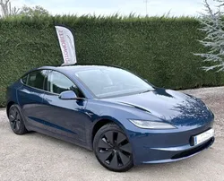 Tesla model 3 premium propulsion highland lfp bleu outremer