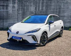 MG 64 kWh Luxury