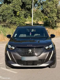 Peugeot 2008 1.2 PureTech Allure Pack