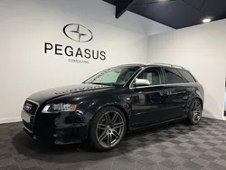 Audi RS4 III (B7) 4.2 V8 420ch quattro