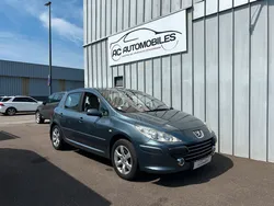 Peugeot 307 2.0L HDI 136 Executive 5 Portes - CLim / Regulateur / Jantes 17