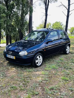 Opel Corsa 100