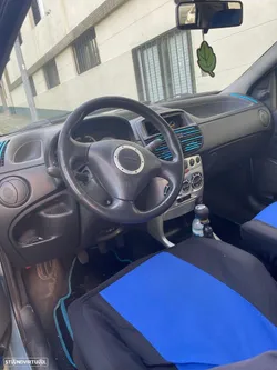 Fiat Punto 1.2 16V 80 Sport