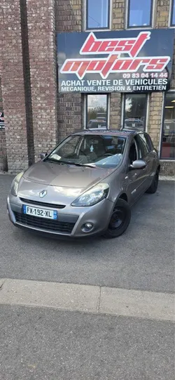 Renault Clio 3 Phase 2 TomTom
