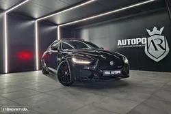 Jaguar XE 2.0 D R-Dynamic HSE