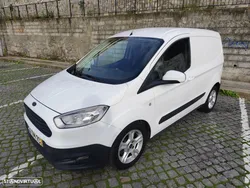 Ford Courier