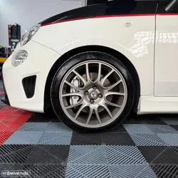 Abarth 595 1.4 T-Jet Competizione MTA