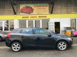VOLVO V40 T2 120ch ESSENCE MOMENTUM