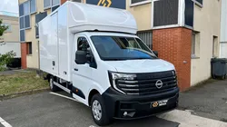 45 990 ht / Nissan interstar caisse 22m3 hayon porte laterale capucine 2.0 dci 170 cv bvm6 N-CONNECTA neuf
