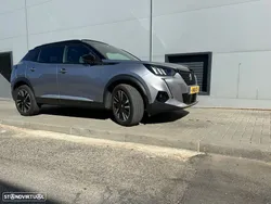 Peugeot 2008 1.2 PureTech GT Line EAT8