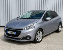 PEUGEOT 208 SIGNATURE 1.2L 82CV ESSENCE de 2019 avec 94000KM