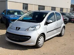 Peugeot 107 1.0i 70cv BOÎTE AUTO / CLIM