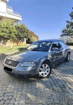 VW Passat 2.5TDI CX automática//Highline