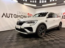 RENAULT Arkana E-TECH 145 CH R.S. LINE (Avec attelage, entretien complet Renault)