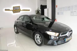 Mercedes-Benz A 180 D PROGRESSIVE CAIXA AUTOMÁTICA