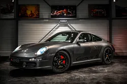 Porsche 911 Carrera S 3.8 355Ch BVM Phase 1 / Cylindres vérifiés / Pack Chrono / Cuir Étendu / Jantes 19 / Bose / Échappement Valves / PCM / Seal Grey Metallic