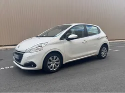 Peugeot 208 1.6 BlueHDi 100 ch Premium 2 places société 1ere main