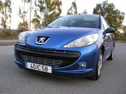 Peugeot 206 1.1 apenas 98494kms. Por favor, ler a descrição.
