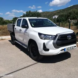 Toyota Hilux 2.4 D-4D 4WD CD CH