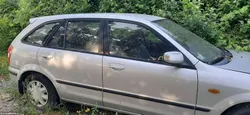 Mazda 323 323F