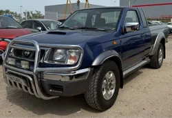 NISSAN Navara King Cab (D22) 2.5 TD Pick up 4WD / TVA récupérable