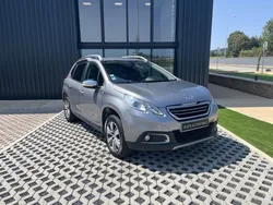 PEUGEOT 2008 Style 1.2i PureTech 82cv PHASE 1 Radar de recul/GPS