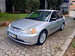 Honda Civic 1.4i Confort 90cv